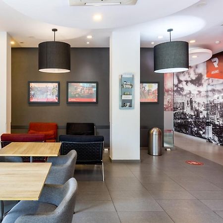 Red Planet Bangkok Asoke - Sha Extra Plus Exterior foto